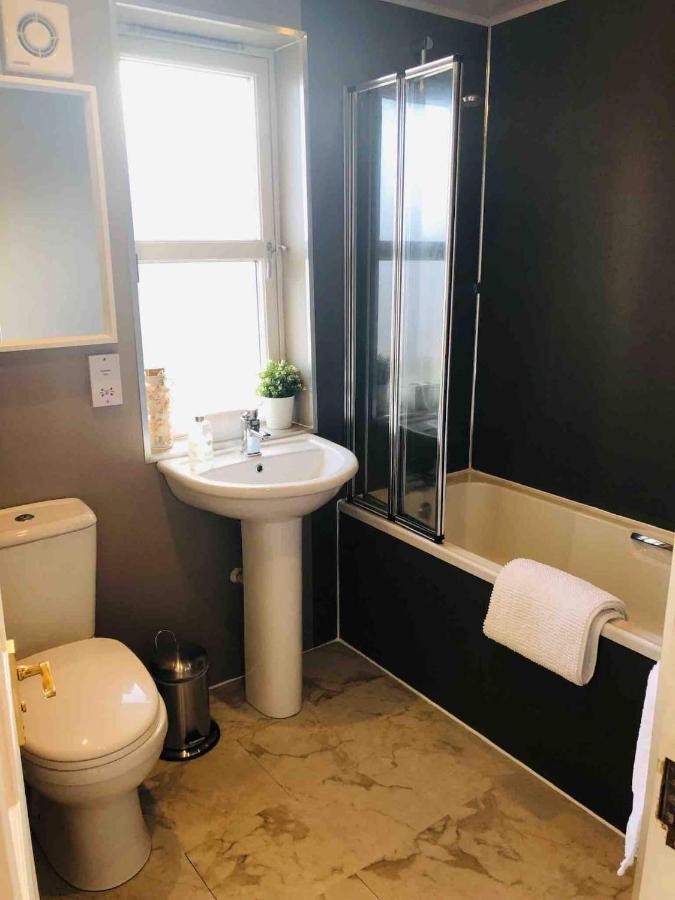 Two Bedroom House In Central Πόρτρι Εξωτερικό φωτογραφία